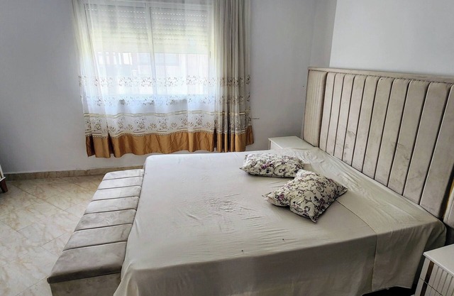 Large studio 2nd floor, downtown kelibia
