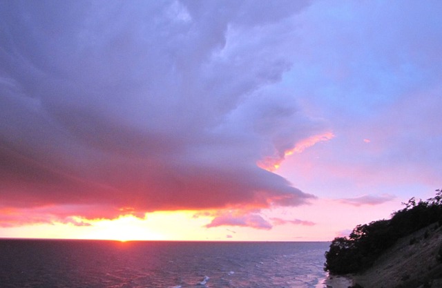 Large three bedroom cottage sitting on Lake Michigan bluff in the Muskegon area.