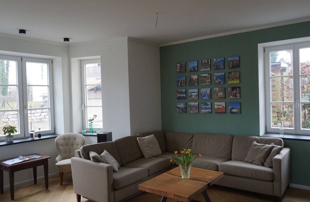 Large vacation home 300sqm, 4 bedrooms, balcony and garden
