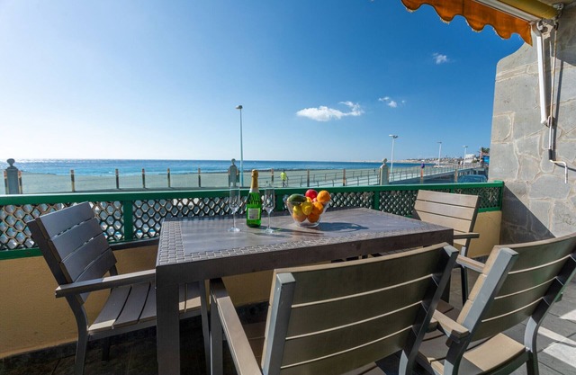 Las Burras Beach terrace&pool By CanariasGetaway