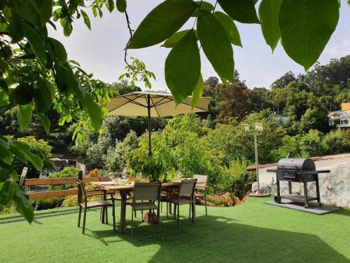 Las Calas A by Villas Rivero