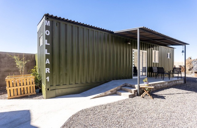 Las Latas del Almendro 1