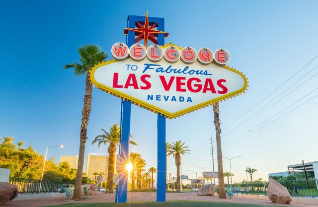 Las Vegas 2 Bedroom 2 Bath Deluxe condo - near strip