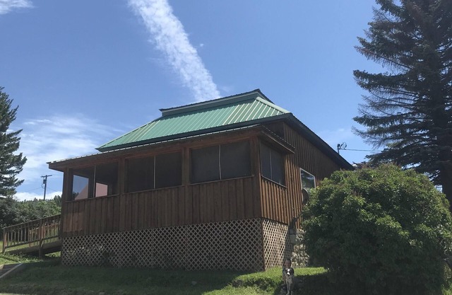 * Last Call Lodge *