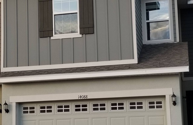 LAST MINUTE UNIQUE OPPORTUNITY GORGEOUS BRAND NEW TOWNHOUSE AT FISHHAWK RANCH