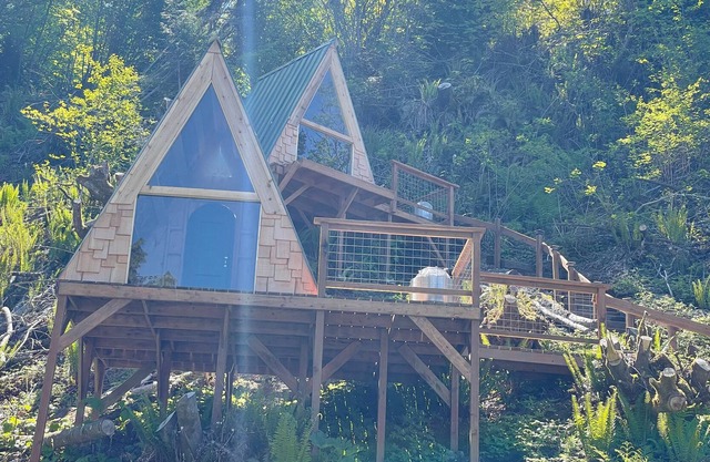 Latitude A-frame Shelter (T18)
