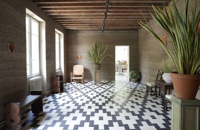 L’Auberge Renovated Hemp Inn - Creative Residence