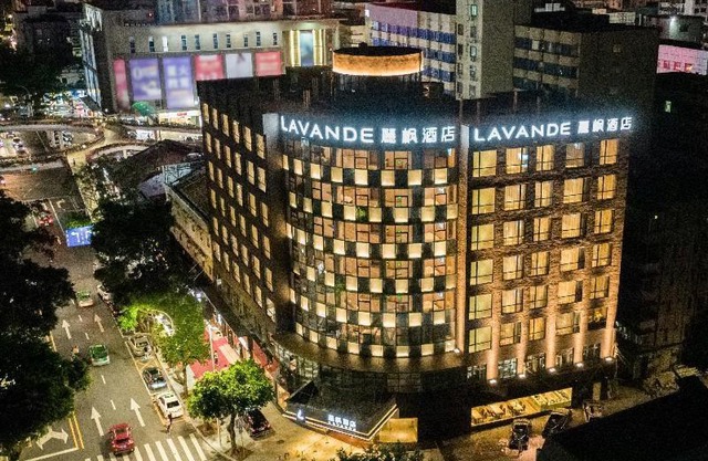 Lavande Hotels·Zhuhai Qinglv Middle Road Opera House