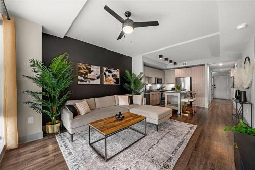 Lavish 2BD/2BA Luxury Retreat w/ Premium Amenities