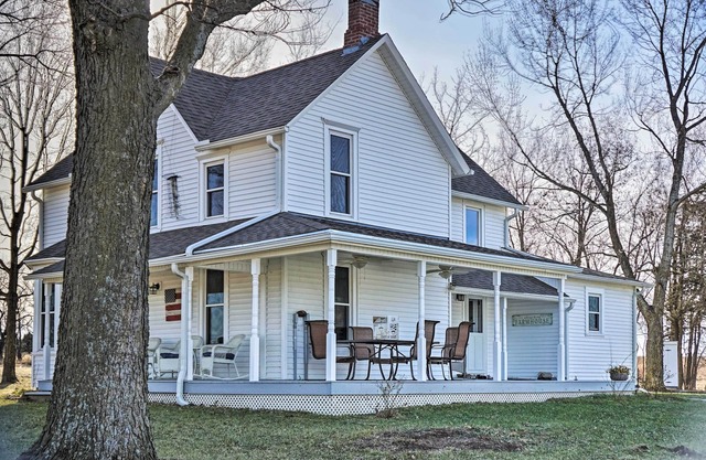 Lawrence Area Vacation Rental 15 Mi to Topeka!