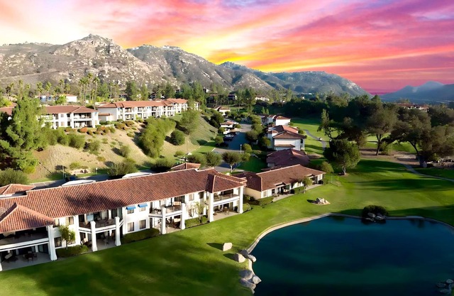 Lawrence Welk Resort - Beautiful 2 Bedroom Villas