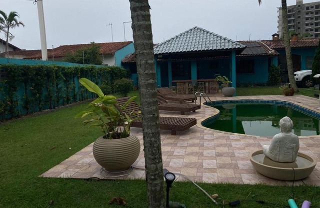 Lazer completo a 80 m praia