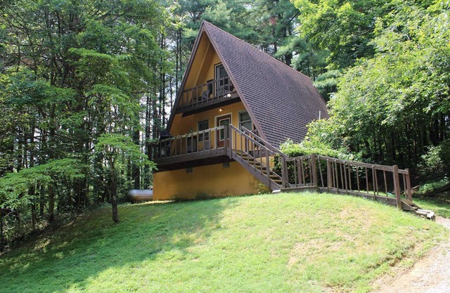 Lazy Lane Cabins - Pleasant View