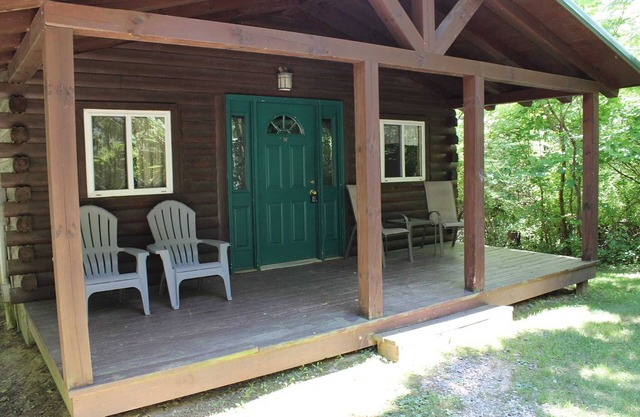 Lazy Lane Cabins - Wren's Nest