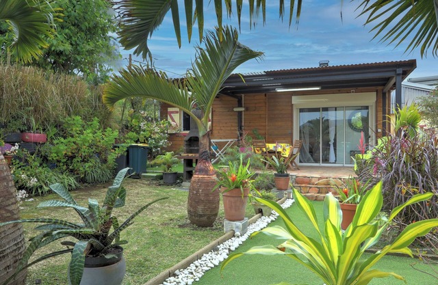 Le Bambou 1, Creole gîte classified as 3* furnished holiday accommodation