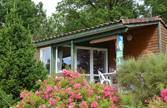 Le Chalet Détente: sleeps 4