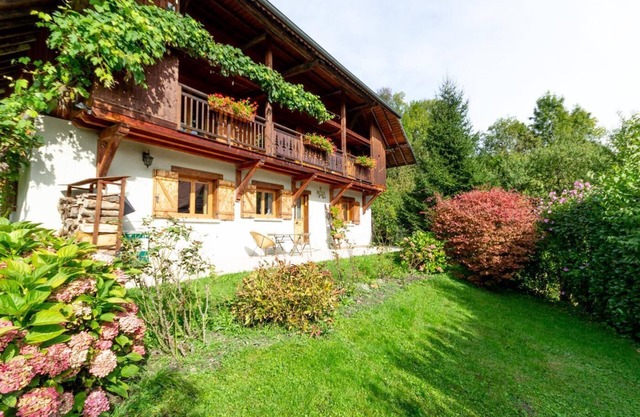 LE CHALET DES CARRES