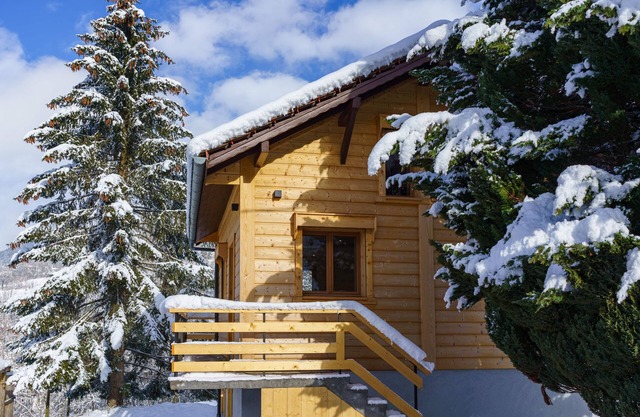 Le Chalet Lovecy - View of the mountains 4/5 people