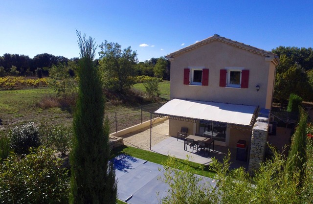 LE CIGALOU WITH ITS POOL AND GARDEN