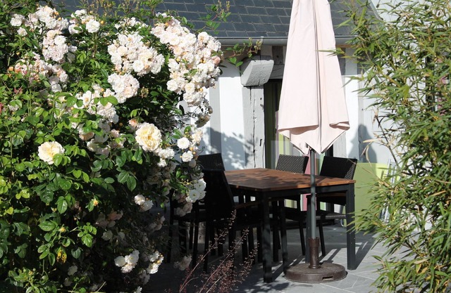 LE COLVERT 4-star furnished holiday home with PRIVATE JACUZZI and PRIVATE SAUNA