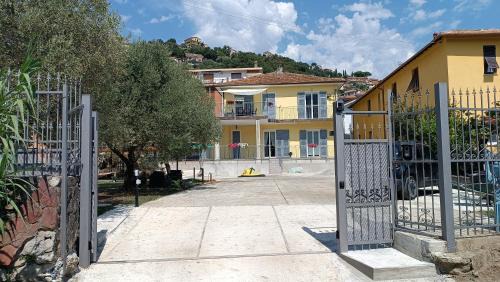 LE GEMME Bed & Breakfast con parcheggio e giardino