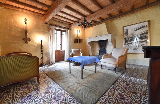 Le Grand Domeynes - Charming and spacious