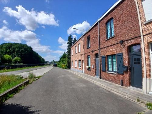 Le halage, charmante maison en bordure de rivière