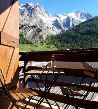Le Lodge - Au coeur du village