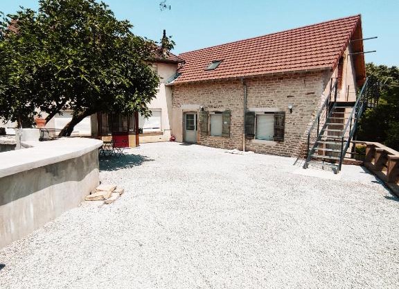 Le Loft du Moulin Brochat avec espace jacuzzi commun