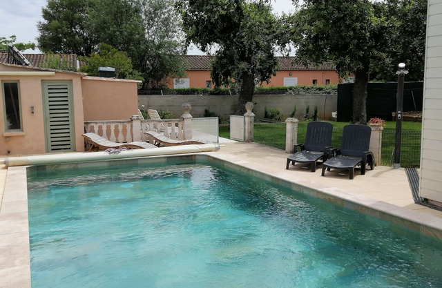 "LE PATIO" GITES FOR TWO PEOPLE WITH POOL