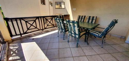 Le Touessrok 50 - 5 Sleeper - Right On Ramsgate Ski Boat Bay Beach!