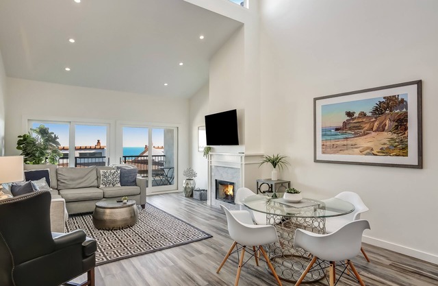 Leadbetter Beach Retreat - penthouse with ocean views, heated pool/spa, high end interiors!