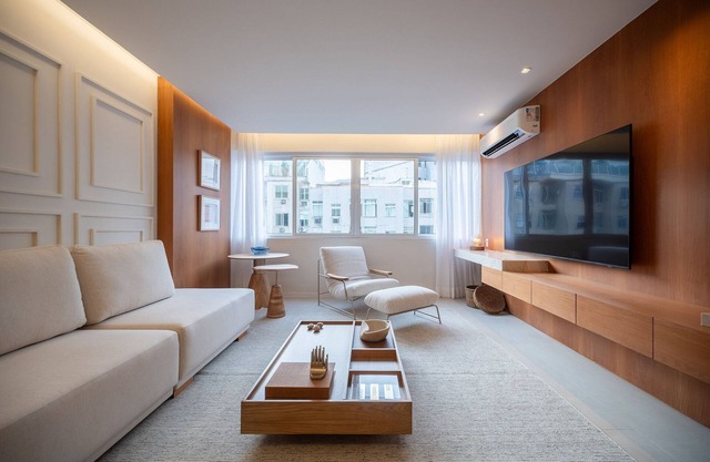 Leblon – Renovated & Steps from the Beach