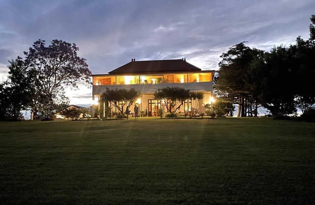 Leconfield House, heritage luxury hotels in the Hunter Valley, built 1872