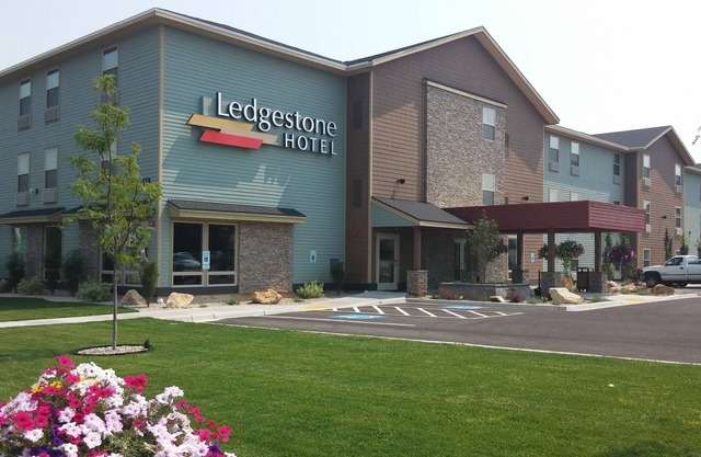 Ledgestone Suites Hotel Vernal
