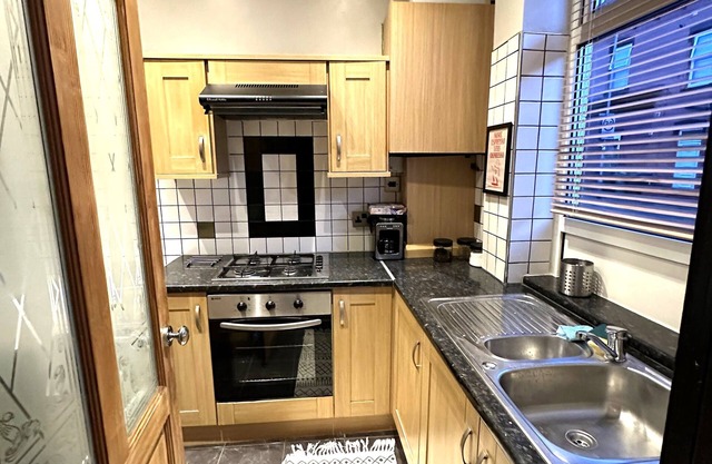 Leeds Cosy House, Free parking, Close to Leeds centre, Pet friendly