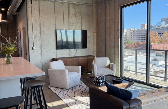 Left Frame Lofts, 410 Where history meets Luxury