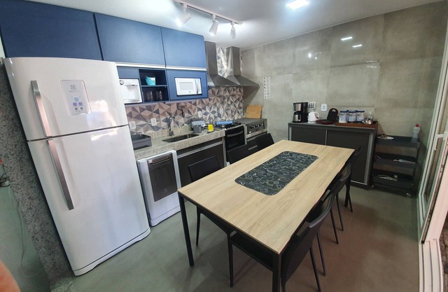 Leisure in João Fernandes in beachfront condominium