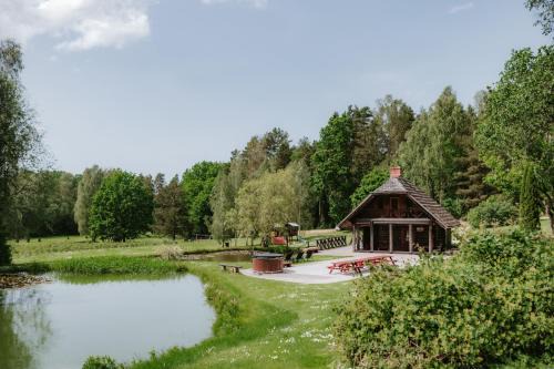 Lejasbisenieki