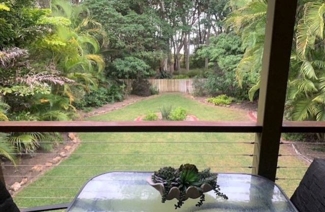 Lemac - Direct Access to Toogoom Beach-Sleeps 8-2 Smart TV's-Wifi-Pets