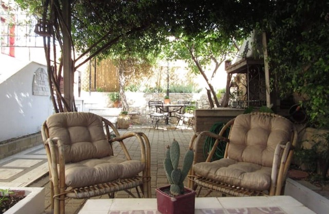 Lemon Tree Apartment