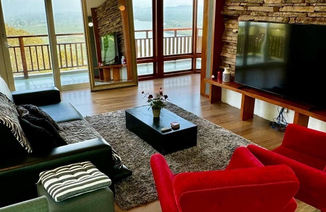 Leonardi's Sunset House