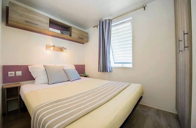 Les Fontaines Campsite* - Classic XL 3-room mobile home for 4 people