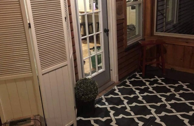 Les Pepins - 4 BR 1 B in Eustis- 8 miles from Sugarloaf