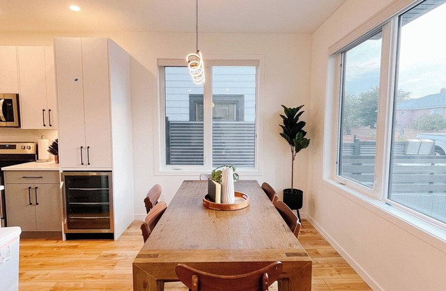 Licensed - BRAND NEW - 2 Blocks from lake - 3 BDR