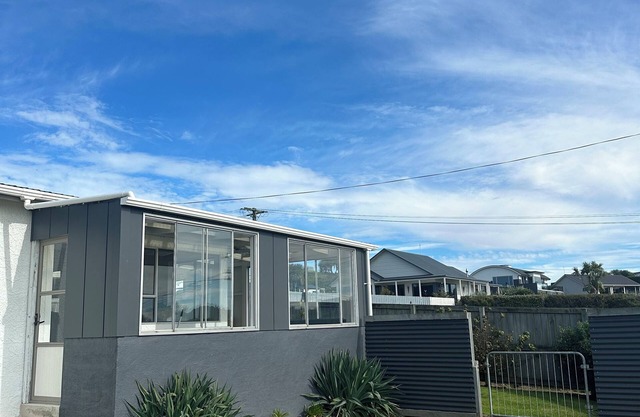 Life by the sea! Enjoy tranquil views and all-day sun.