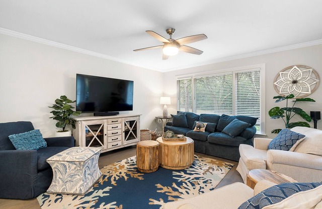 Light and airy, central, golf location
