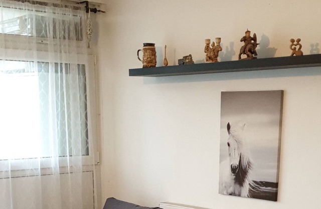 Light and easy to go around appartment with super transports connection nearby!