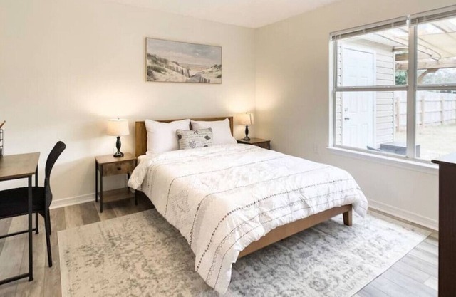 Light & Bright Home in Pensacola