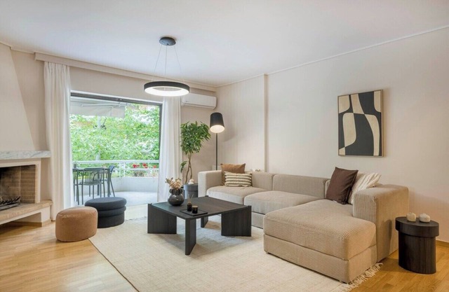 Light-Filled 3BR Apartment in Marousi